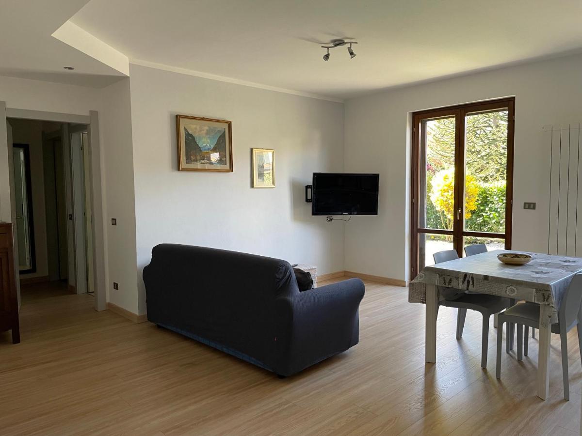 La Casa Del Conte - Feriolo Di Baveno Con Giardino Privato Leilighet Eksteriør bilde