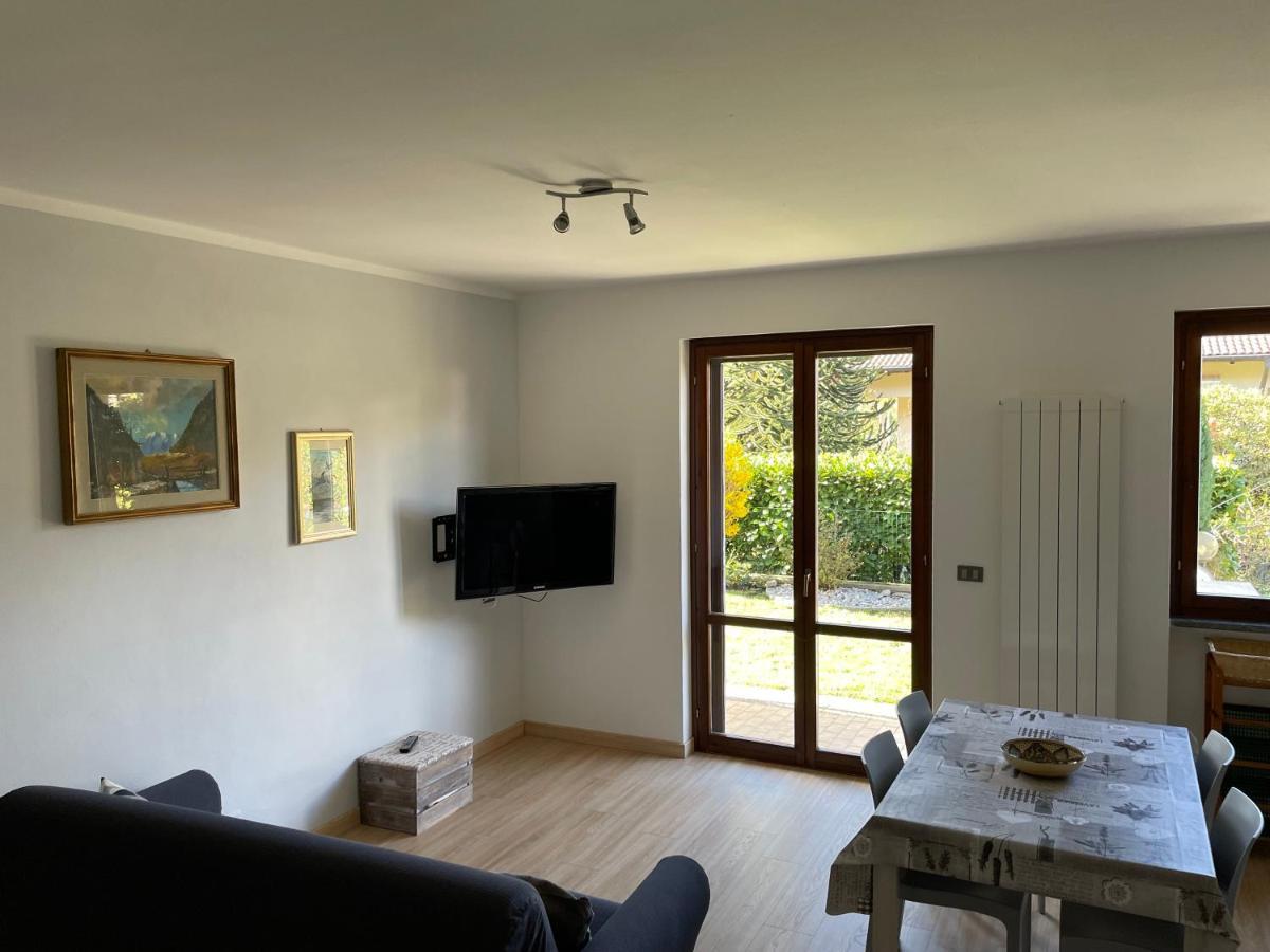 La Casa Del Conte - Feriolo Di Baveno Con Giardino Privato Leilighet Eksteriør bilde